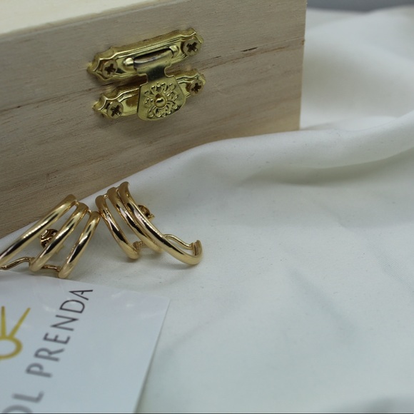 Hoops earrings - Picture 2 of 4